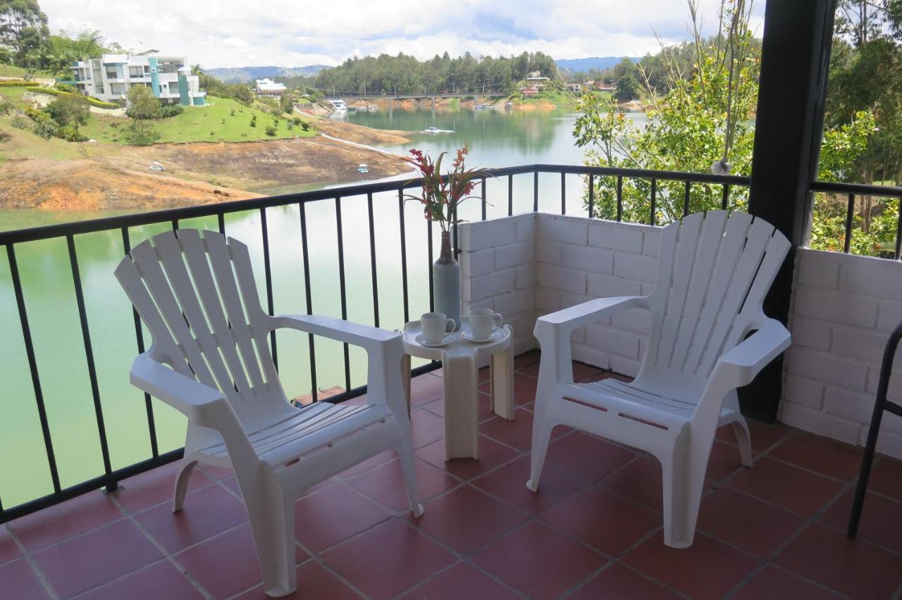 Ecolodge Bahia Del Penon Guatape Ngoại thất bức ảnh