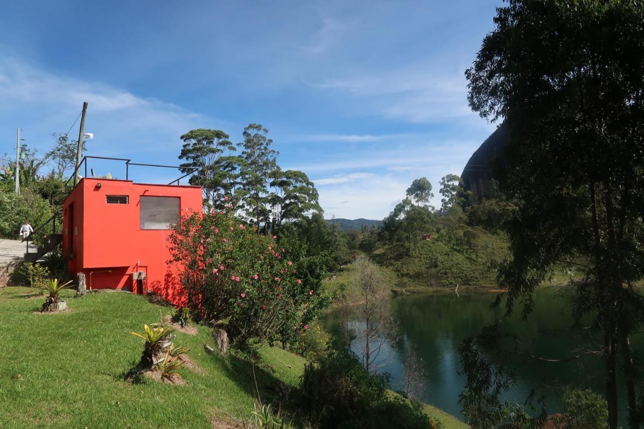 Ecolodge Bahia Del Penon Guatape Ngoại thất bức ảnh