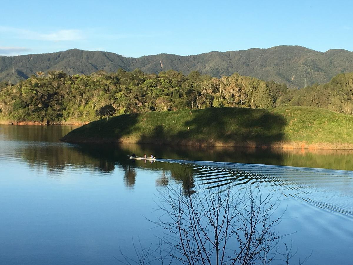 Ecolodge Bahia Del Penon Guatape Ngoại thất bức ảnh
